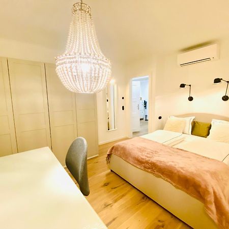 Apartamento 5 Minutes To At St.Stephan'S Viena Exterior foto