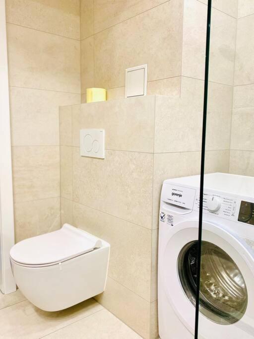 Apartamento 5 Minutes To At St.Stephan'S Viena Exterior foto